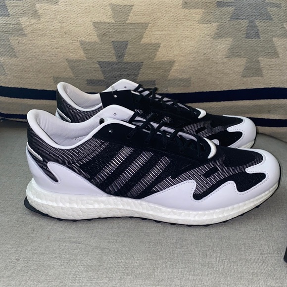 Y-3 Adidas by Yohji Yamamoto Rhisu run FX7261 black/white SZ NWB